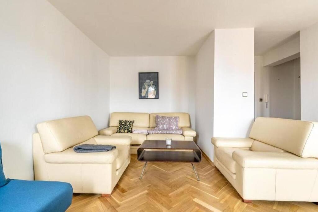 Zamkniete Center Twarda - Spacious One Bedroom * Warszawa